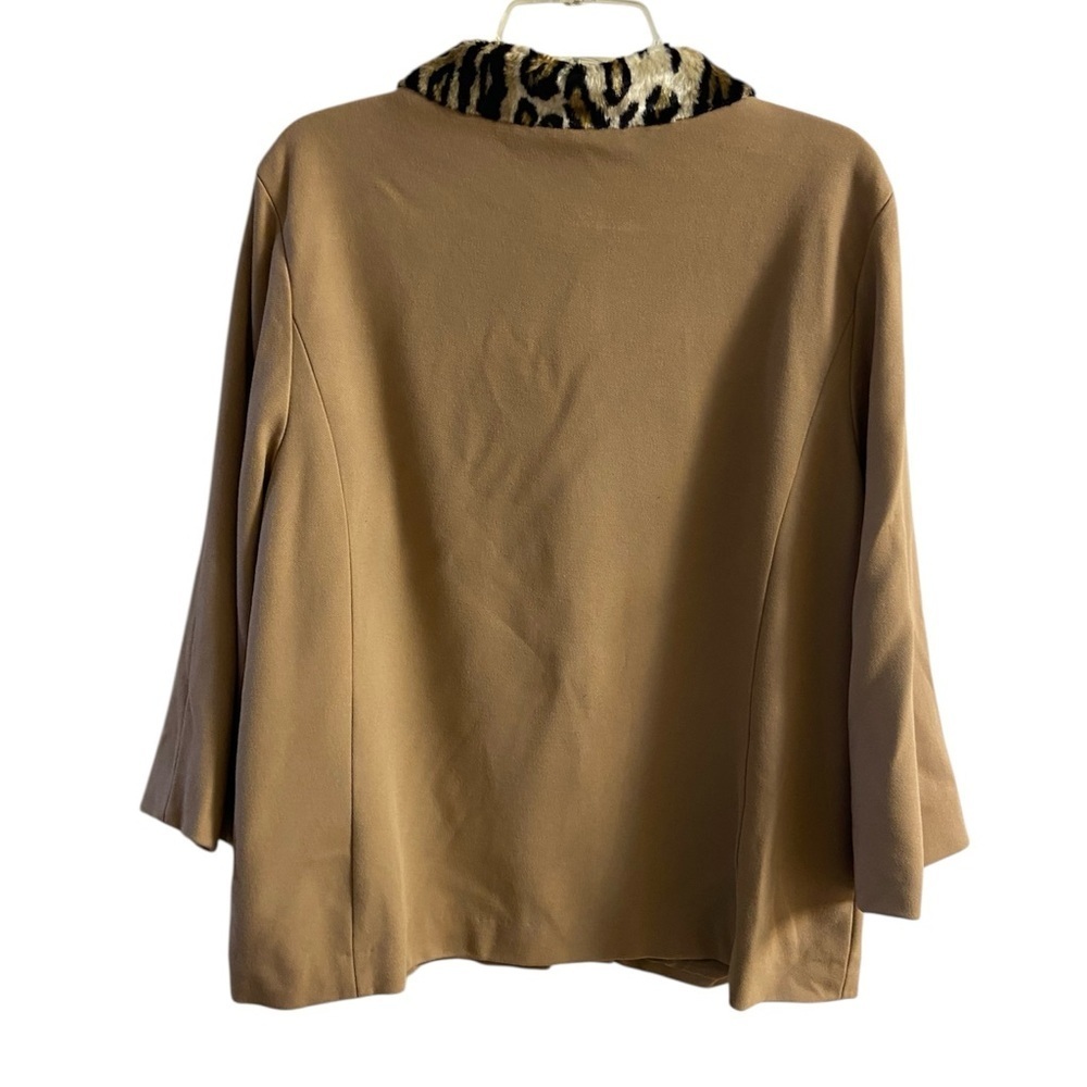 Chico's Camel Faux Fur Collar Button Front Jacket XL - Picture 3 of 8